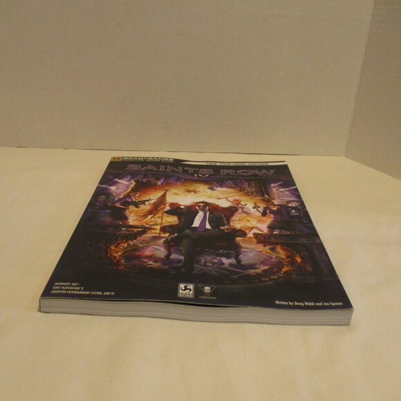 Saints Row 4 Bradly Games Large Purple Black White Players Guide Book - Picture 4 of 7